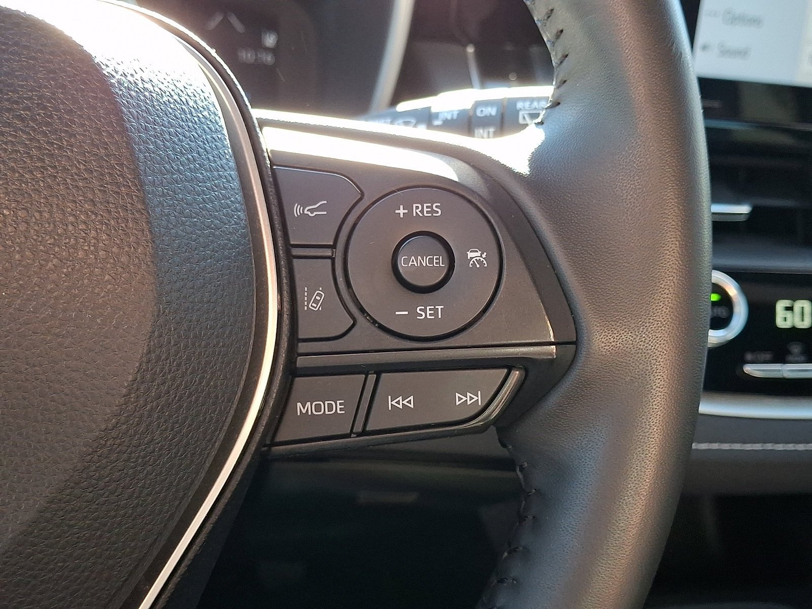 Certified 2022 Toyota Corolla SE FWD image 22