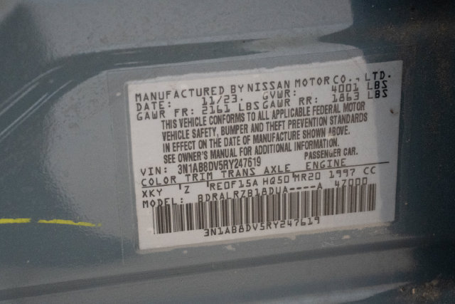 Used 2024 Nissan Sentra SR FWD image 32