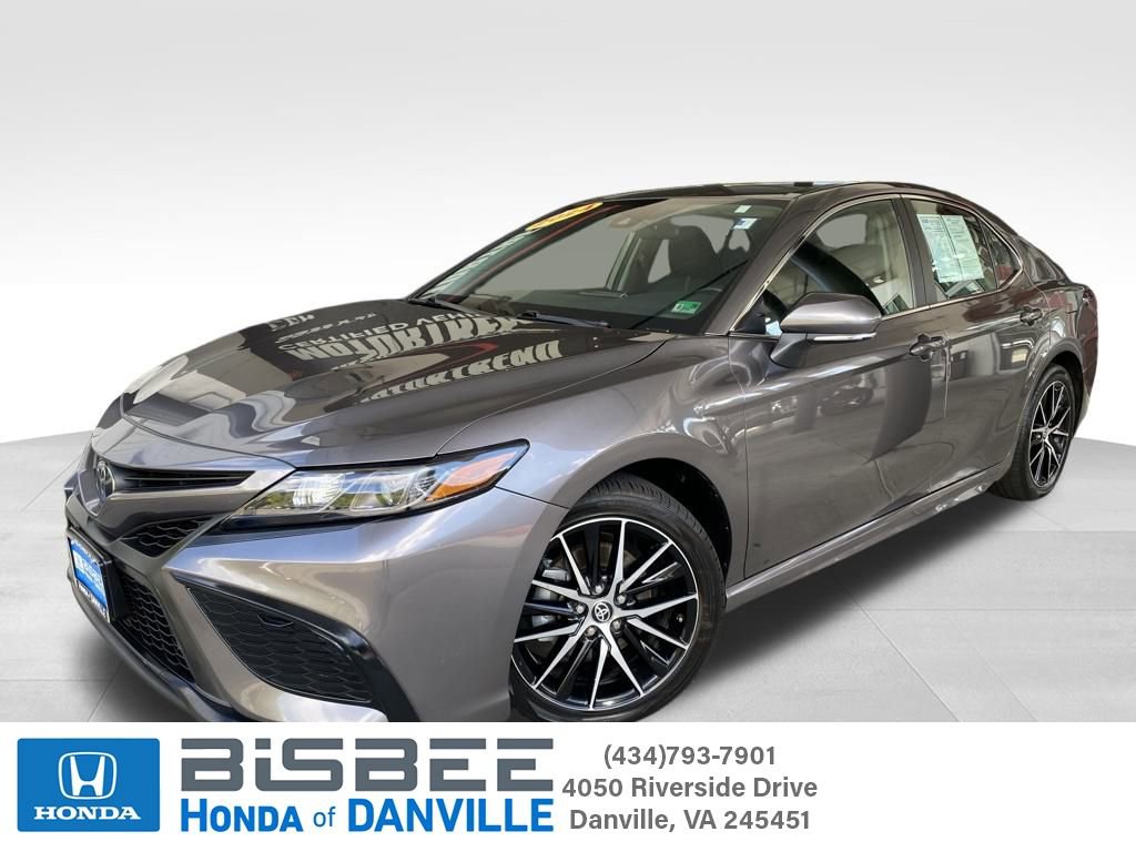 Used 2024 Toyota Camry SE