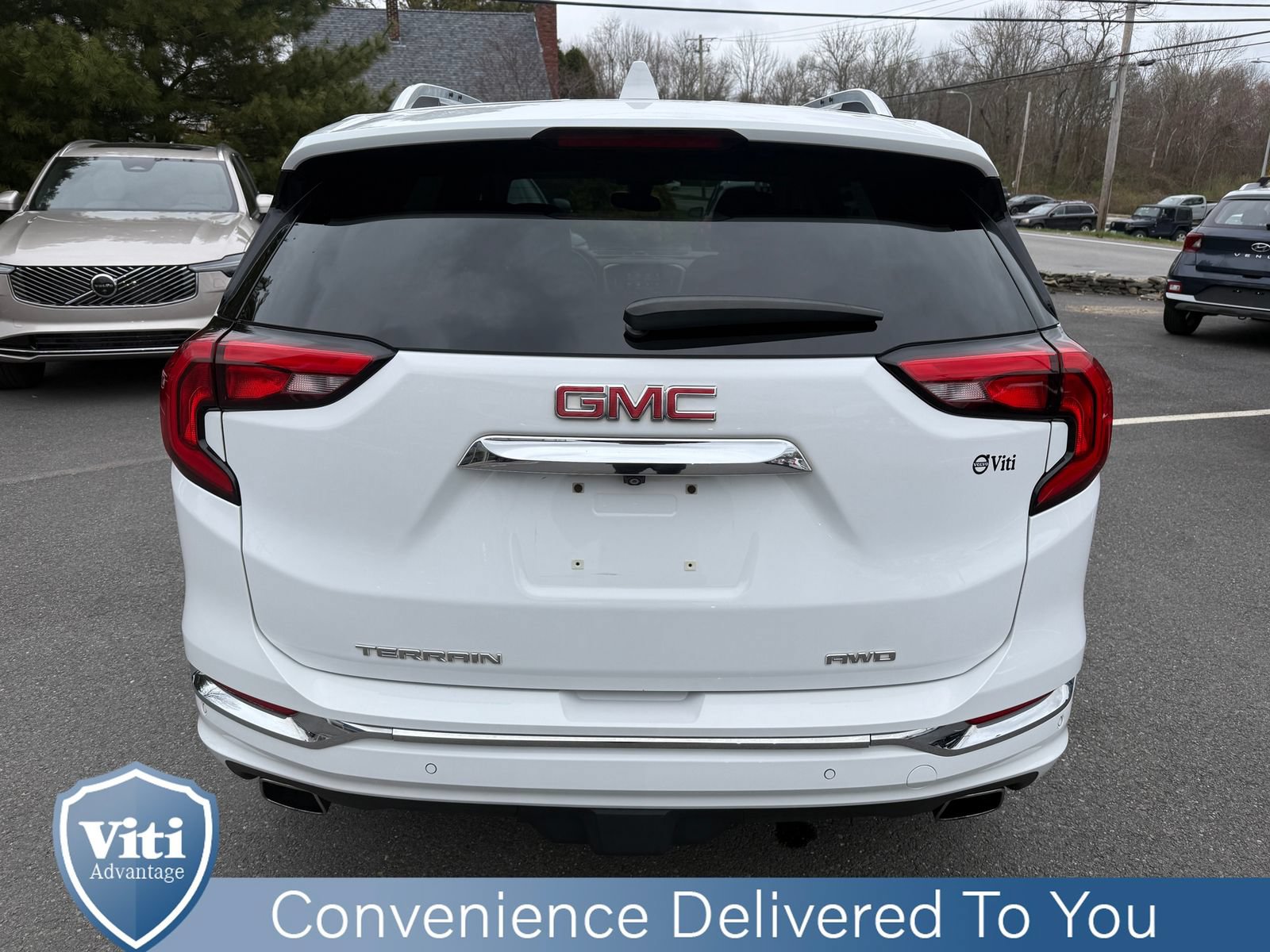 Used 2019 GMC Terrain Denali w/ Advanced Safety Package AWD/4WD image 7