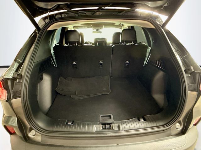 Used 2020 Ford Escape Titanium image 28