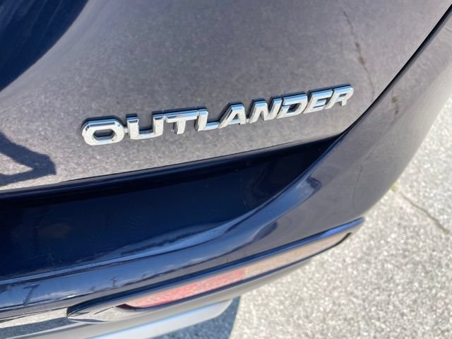 Used 2015 Mitsubishi Outlander SE FWD image 9