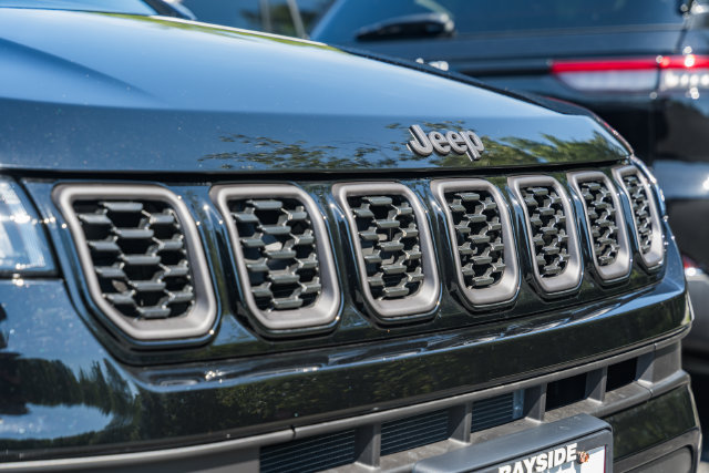 New 2026 Jeep Compass Latitude AWD/4WD image 12