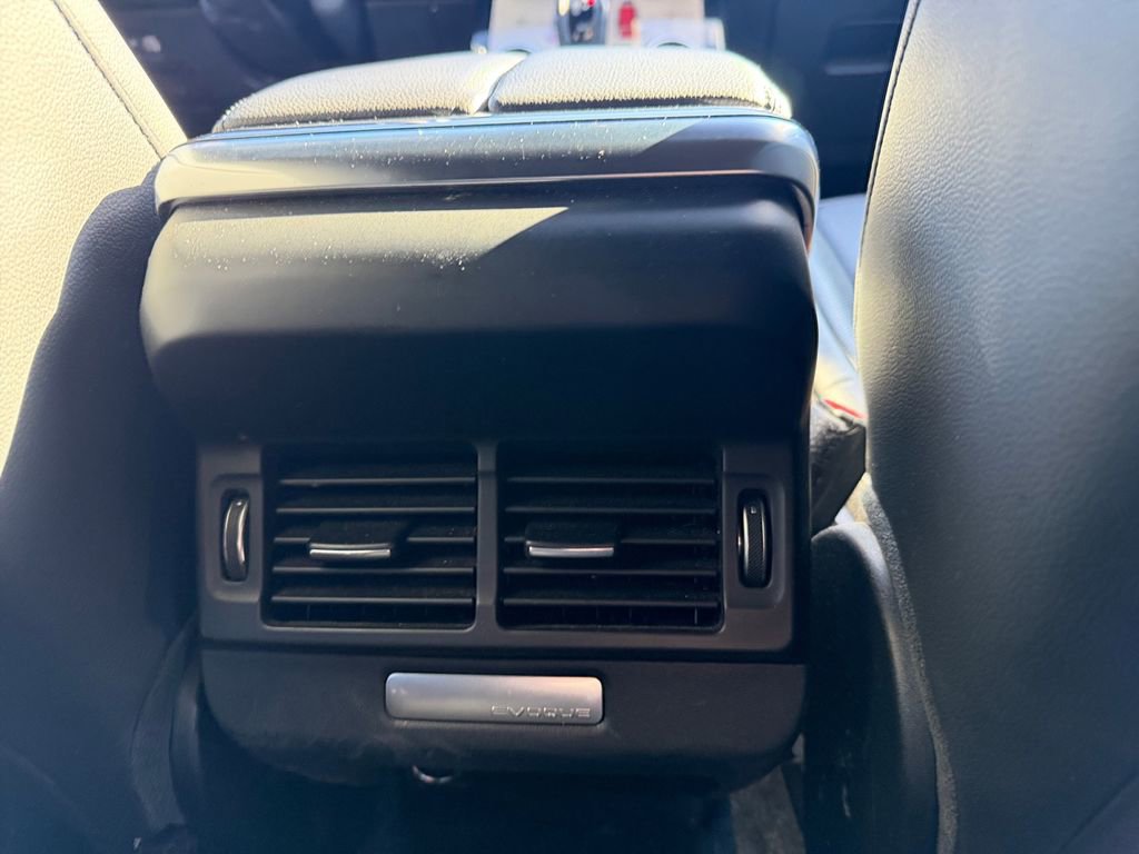 Used 2020 Land Rover Range Rover Evoque S image 16