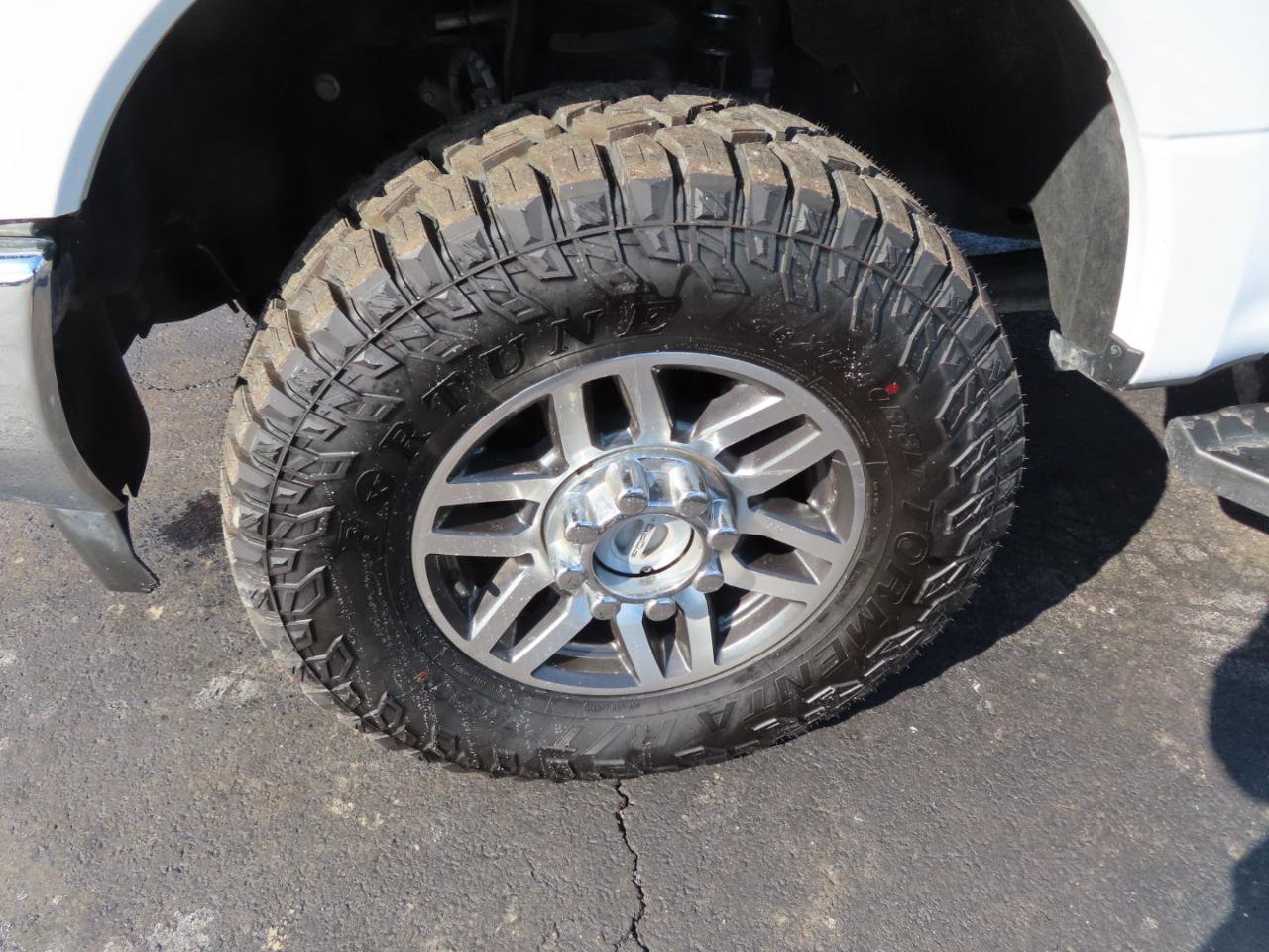 Used 2018 Ford F250 Lariat w/ Camper Package image 11