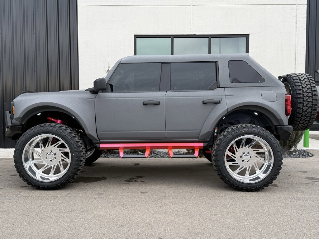 Used 2021 Ford Bronco 4-Door image 2