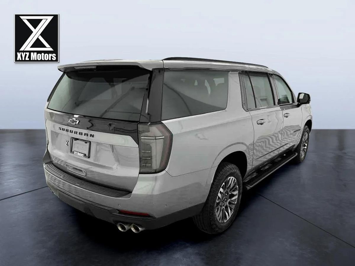 Used 2025 Chevrolet Suburban Z71 w/ Comfort Package AWD/4WD image 6