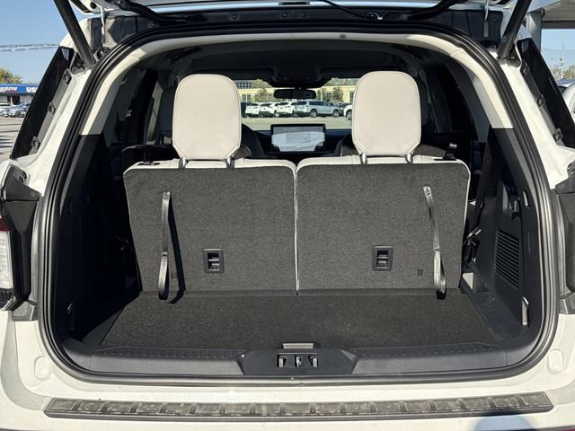 New 2026 Ford Explorer Active w/ Active Comfort Package RWD image 13