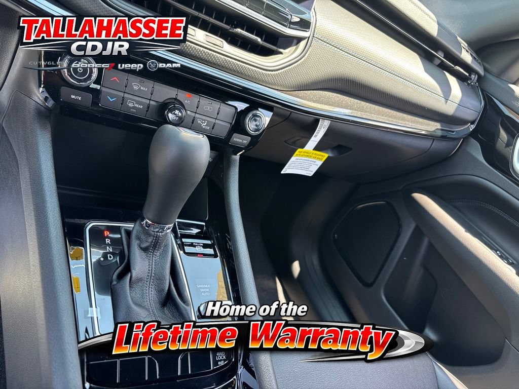 New 2026 Jeep Compass Latitude AWD/4WD image 27