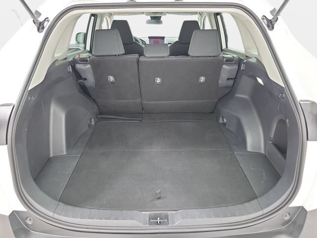 Certified 2025 Toyota RAV4 LE AWD/4WD image 31