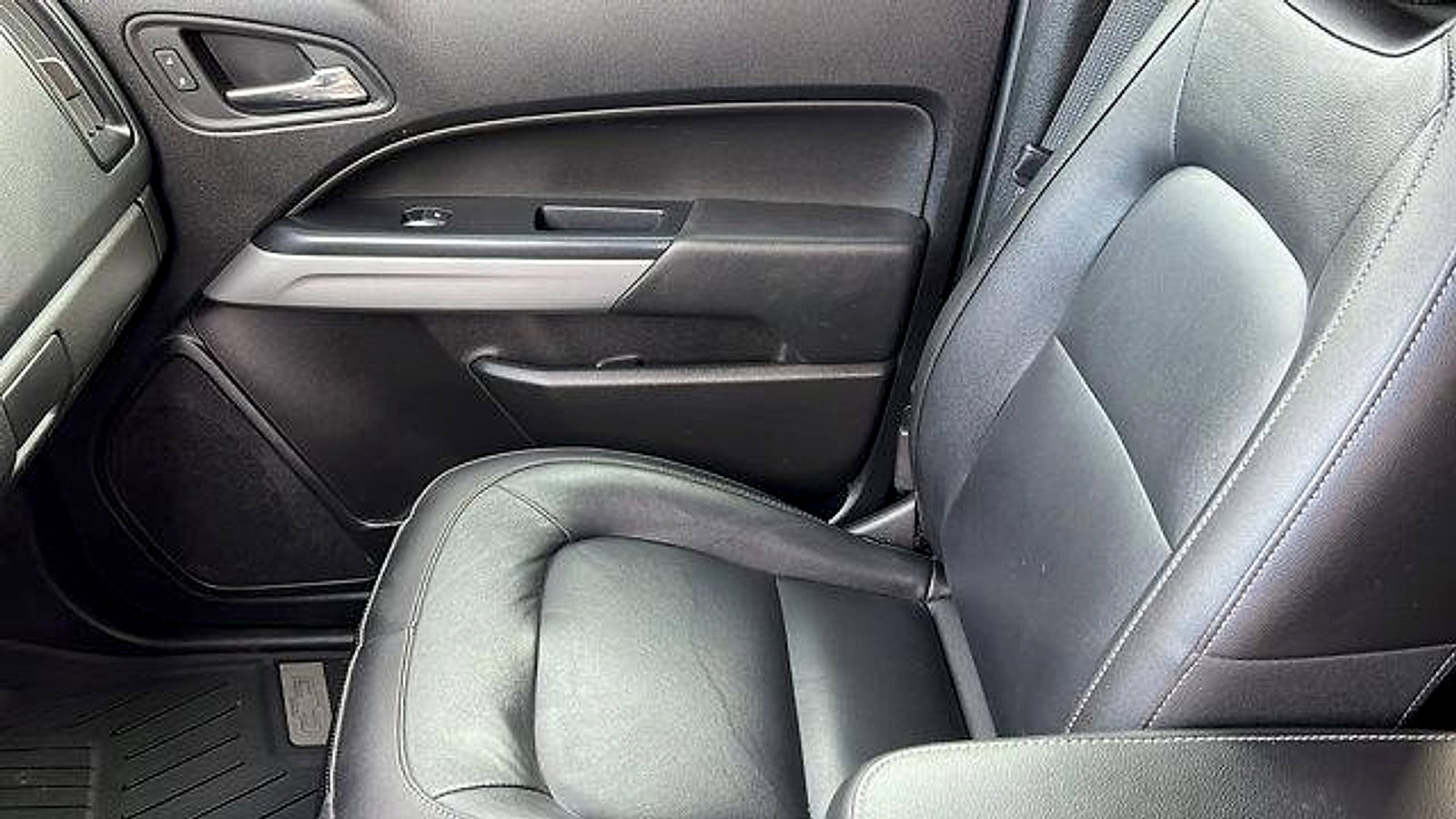 Used 2021 Chevrolet Colorado ZR2 image 19