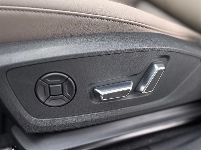 New 2026 Audi Q3 quattro 2.0T AWD/4WD image 13