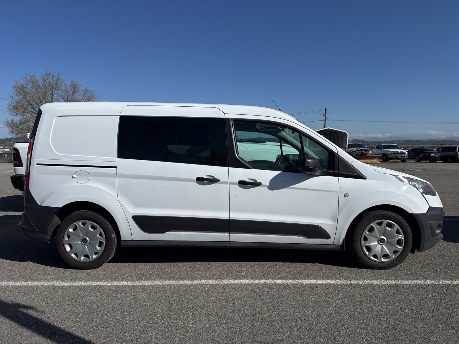 Used 2018 Ford Transit Connect XL image 5