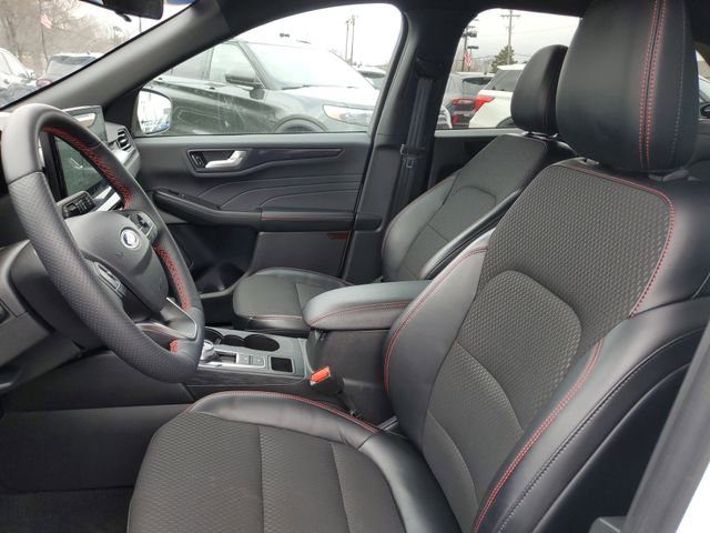 Certified 2024 Ford Escape ST-Line w/ Tech Pack #1 AWD/4WD image 11