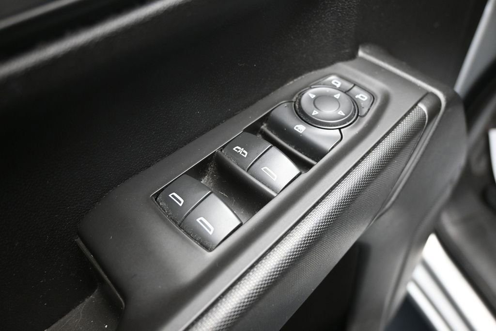 Used 2021 Chevrolet Silverado 1500 Custom Trail Boss AWD/4WD image 11