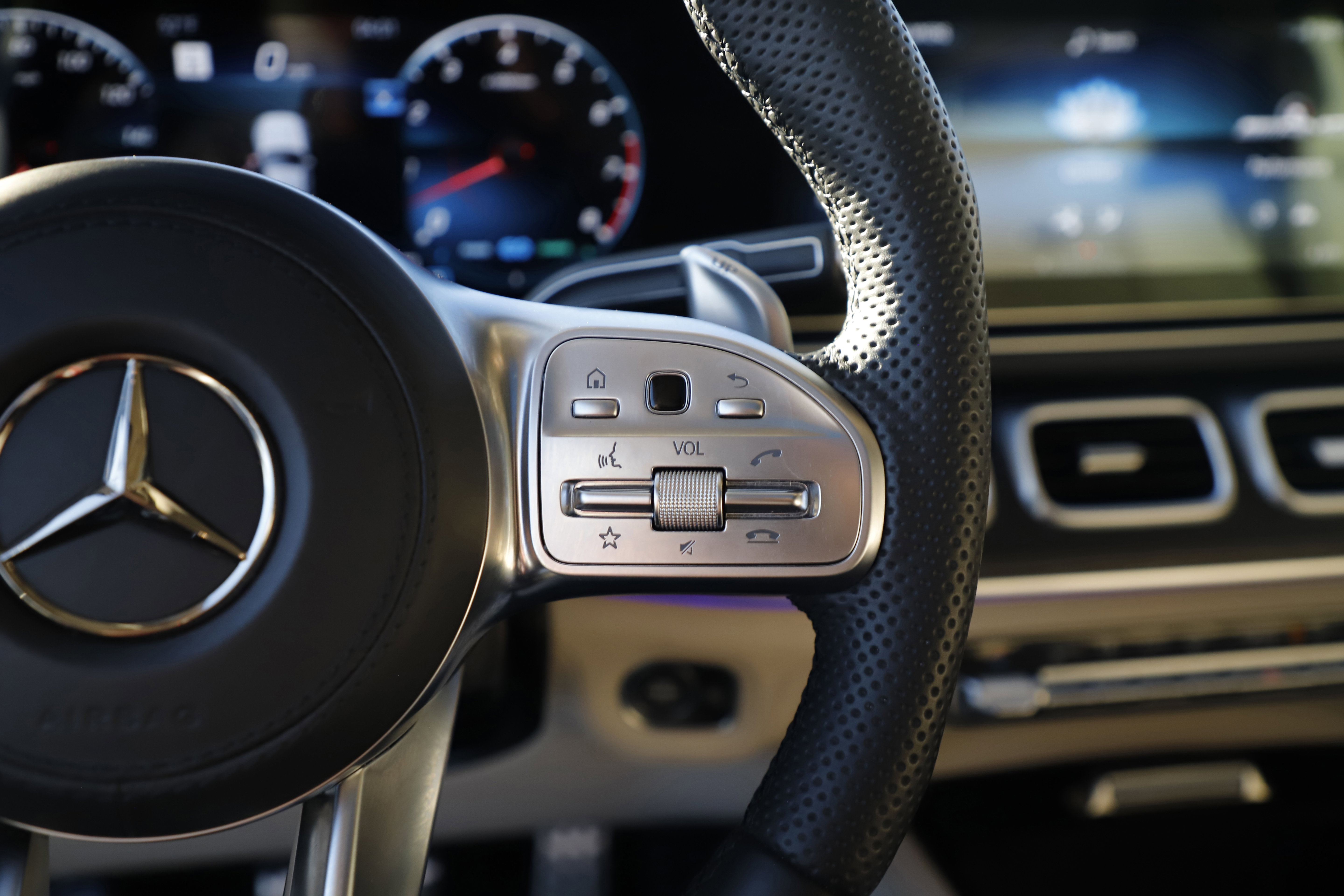 Used 2023 Mercedes-Benz GLE 53 AMG 4MATIC image 23