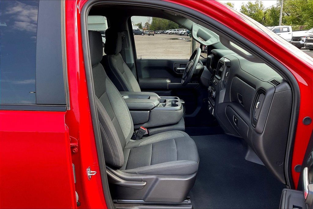 Used 2024 Chevrolet Silverado 1500 Custom Trail Boss AWD/4WD image 14