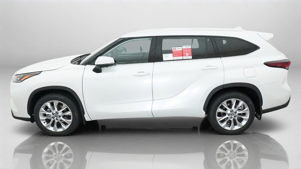 New 2026 Toyota Highlander Limited AWD/4WD image 18