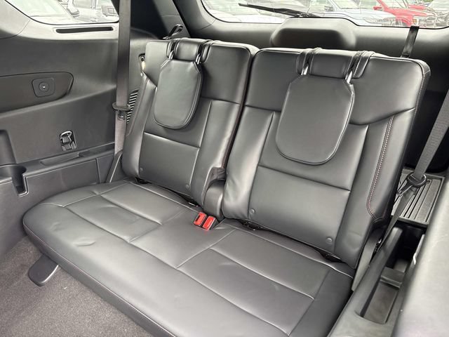 New 2026 Ford Explorer ST-Line w/ ST-Line Street Pack AWD/4WD image 18