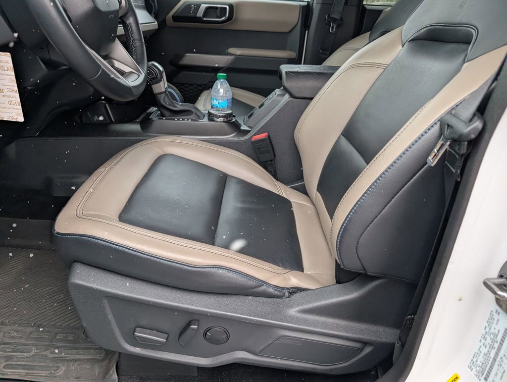 Used 2023 Ford Bronco Wildtrak image 9