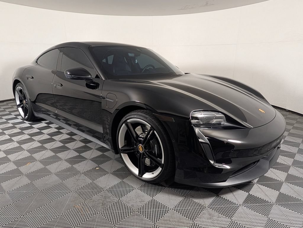 Certified 2024 Porsche Taycan 4S AWD/4WD image 9
