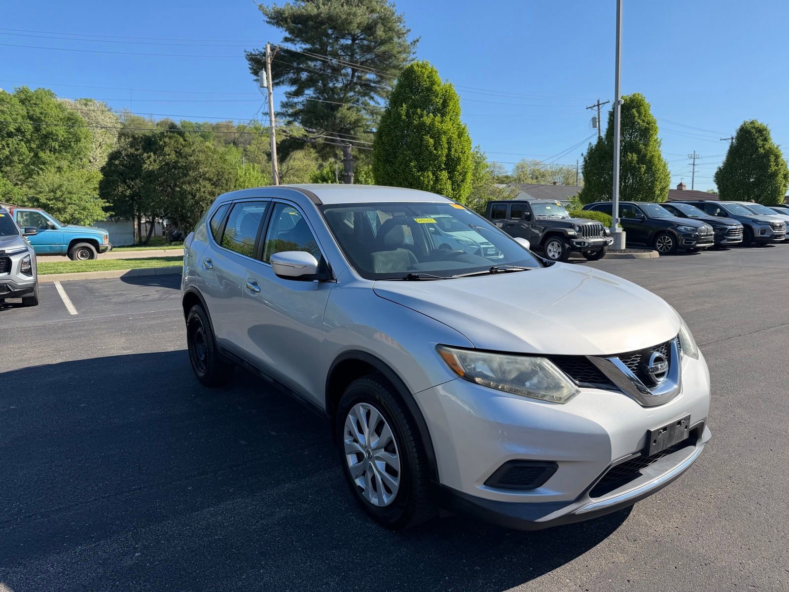 Used 2015 Nissan Rogue S image 5