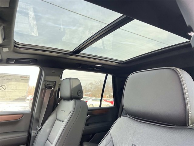 New 2026 GMC Yukon Denali w/ Sun & Power Step Package image 20