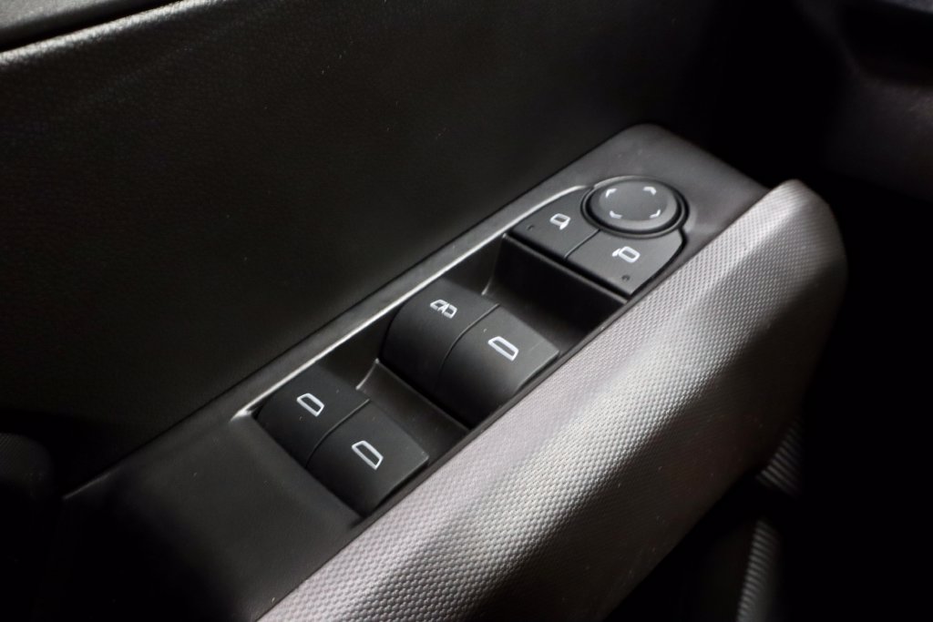 Used 2024 GMC Canyon Elevation w/ Convenience Package AWD/4WD image 23