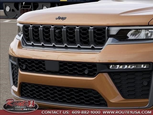 New 2026 Jeep Grand Cherokee L Limited Reserve AWD/4WD image 12