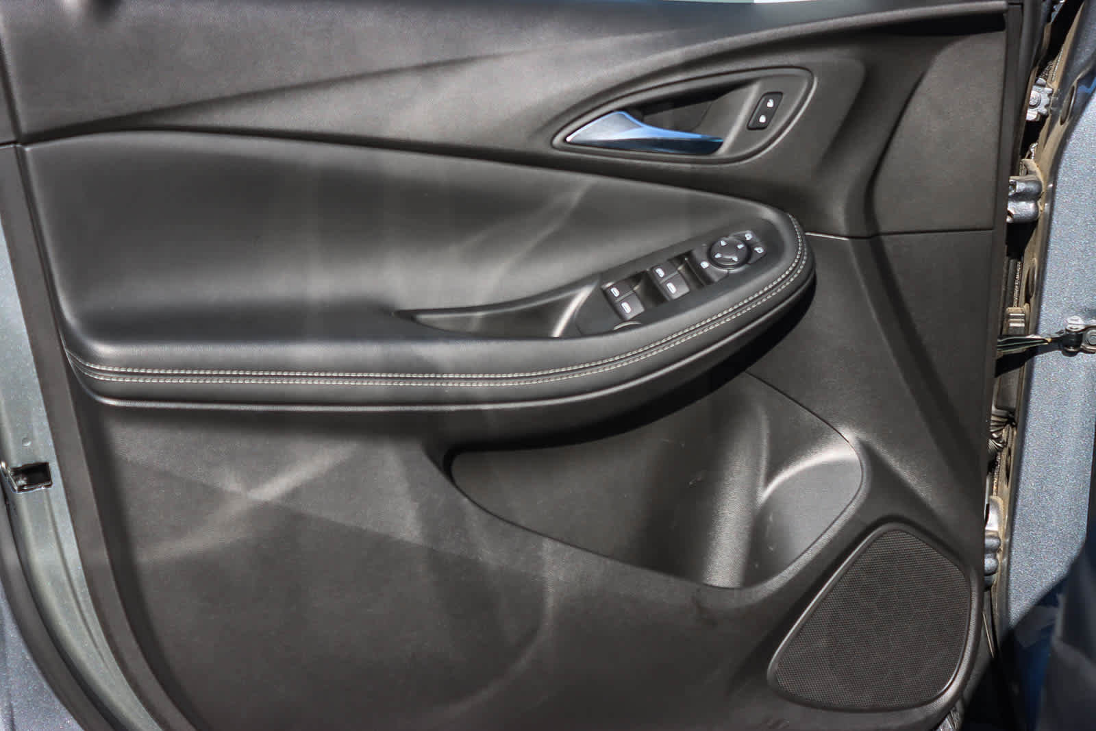 Used 2022 Buick Encore GX Preferred w/ Cold Weather Comfort Package image 15