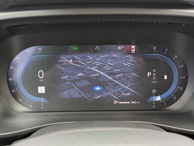 Used 2025 Volvo XC40 B5 Core w/ Protection Package Premier image 16