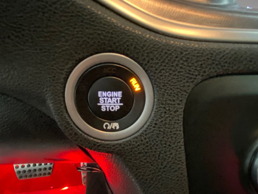 Used 2018 Dodge Charger R/T image 32