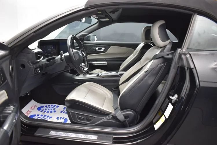 Used 2024 Ford Mustang Premium RWD image 14