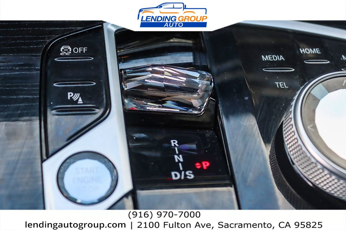 Used 2023 BMW X7 xDrive40i w/ M Sport Package image 18