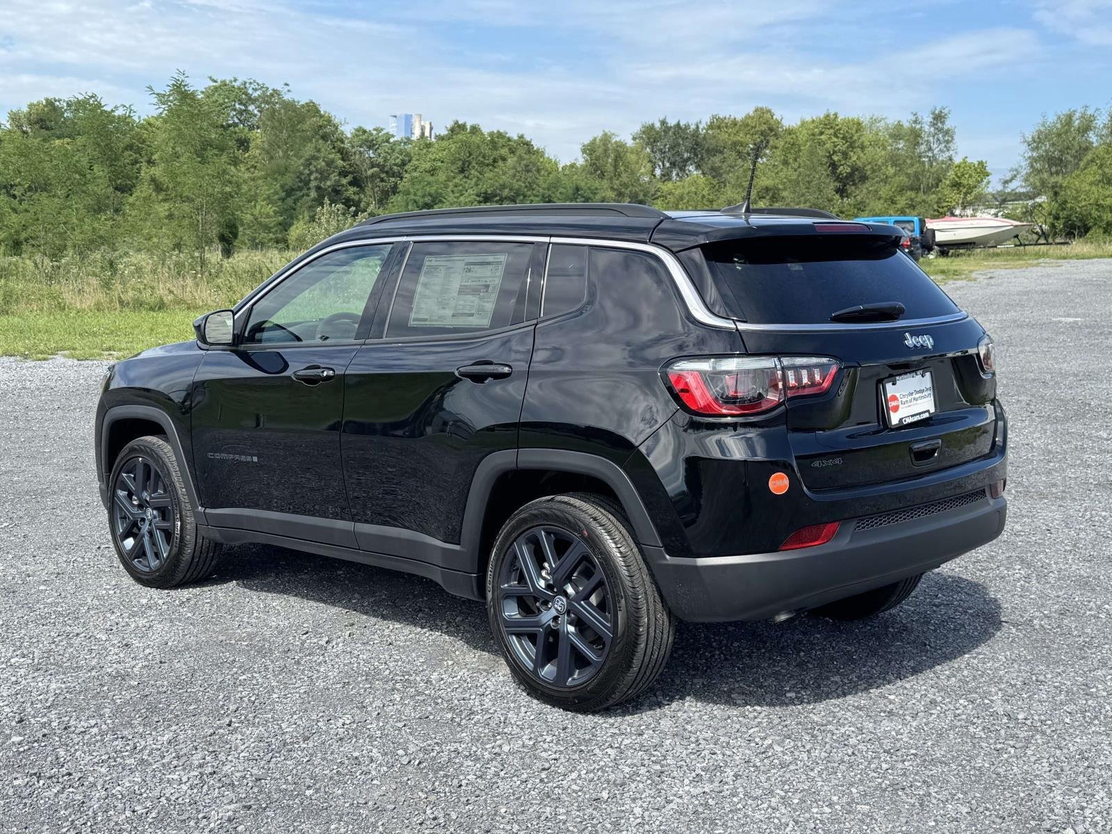 New 2026 Jeep Compass Latitude AWD/4WD image 24