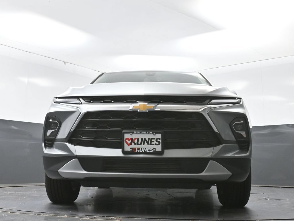 New 2026 Chevrolet Blazer LT w/ Convenience Package AWD/4WD image 40
