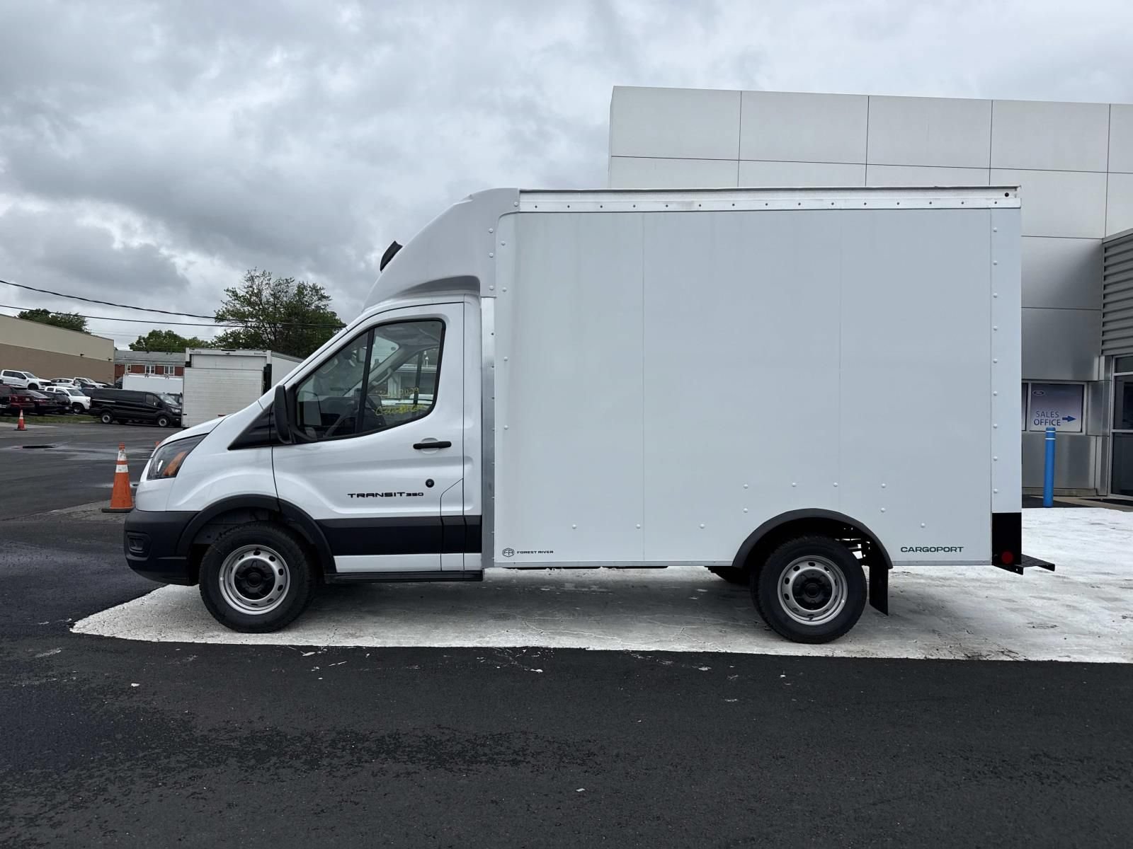 New 2026 Ford Transit 350 RWD image 6