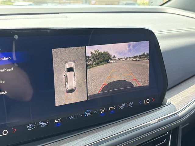 New 2026 Chevrolet Tahoe Premier w/ Sun And Tow Package AWD/4WD image 23