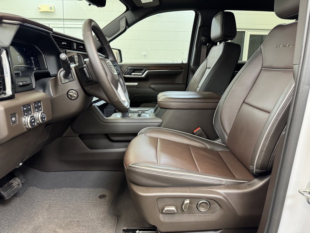 Used 2024 GMC Sierra 1500 Denali w/ Denali Reserve Package image 13