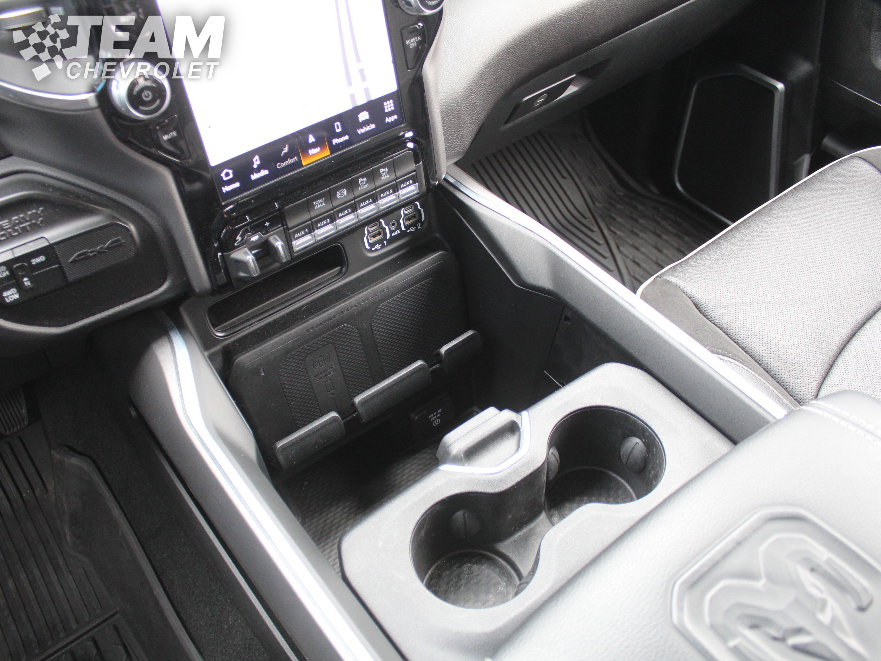 Used 2024 RAM 3500 Laramie w/ Night Edition image 21