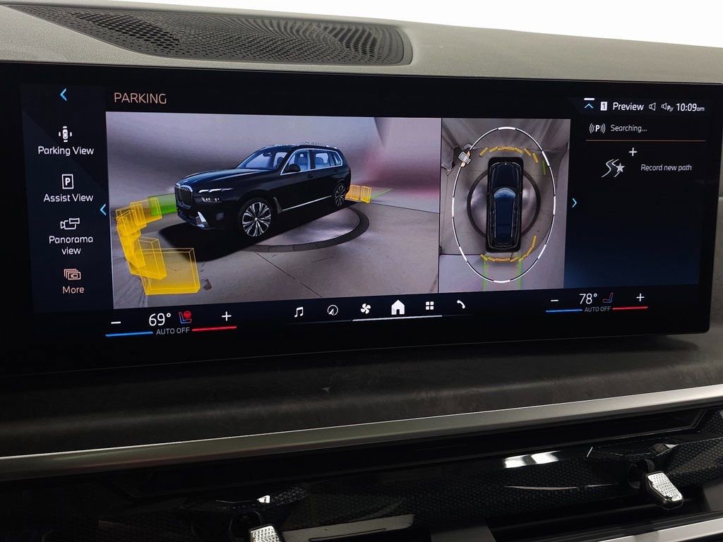 Used 2025 BMW X7 xDrive40i w/ Climate Comfort Package image 32