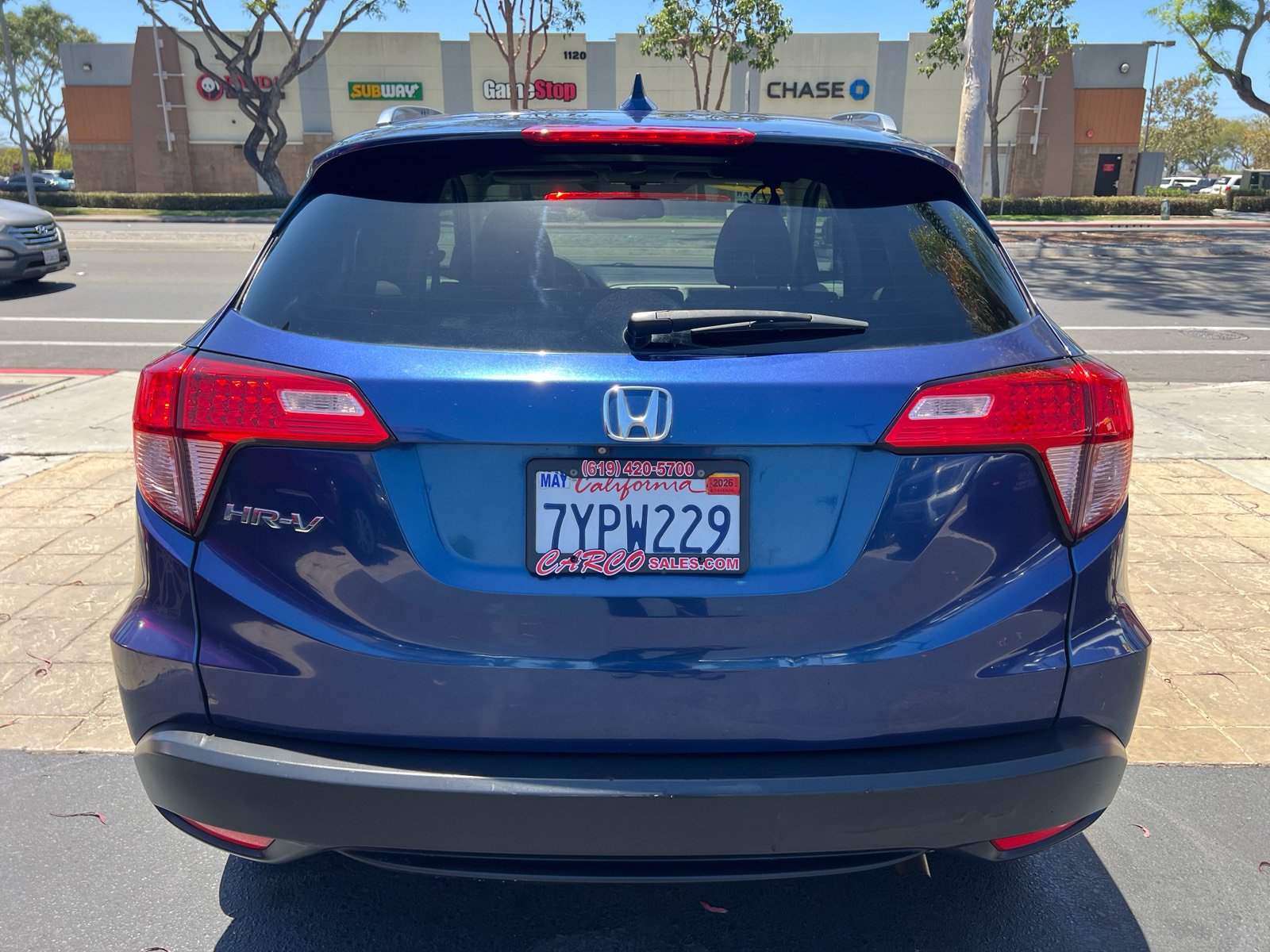Used 2017 Honda HR-V EX-L image 7