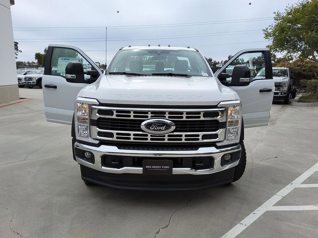 New 2025 Ford F550 2WD Regular Cab Super Duty image 26