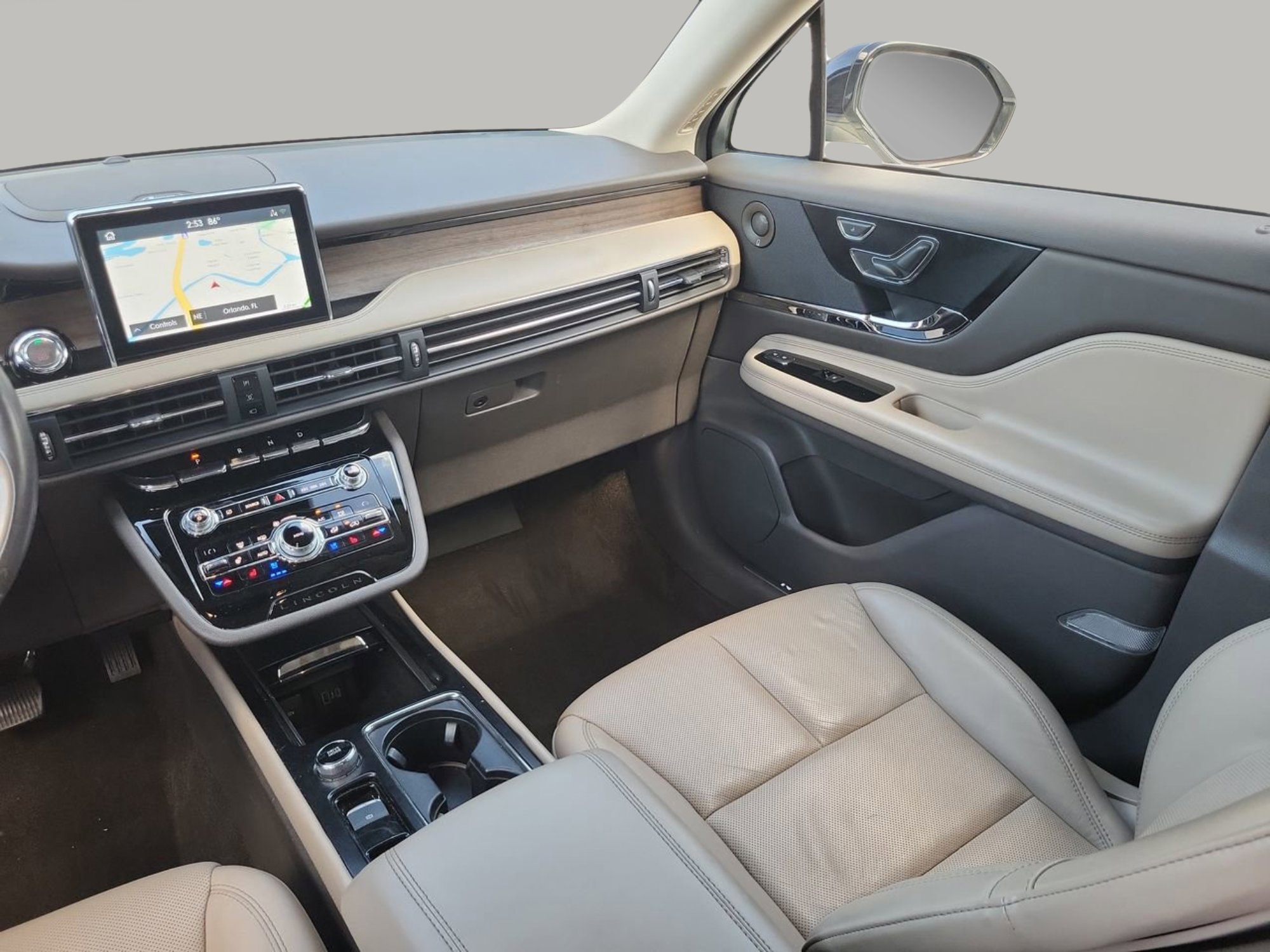 Used 2020 Lincoln Corsair Reserve w/ Elements Package image 13