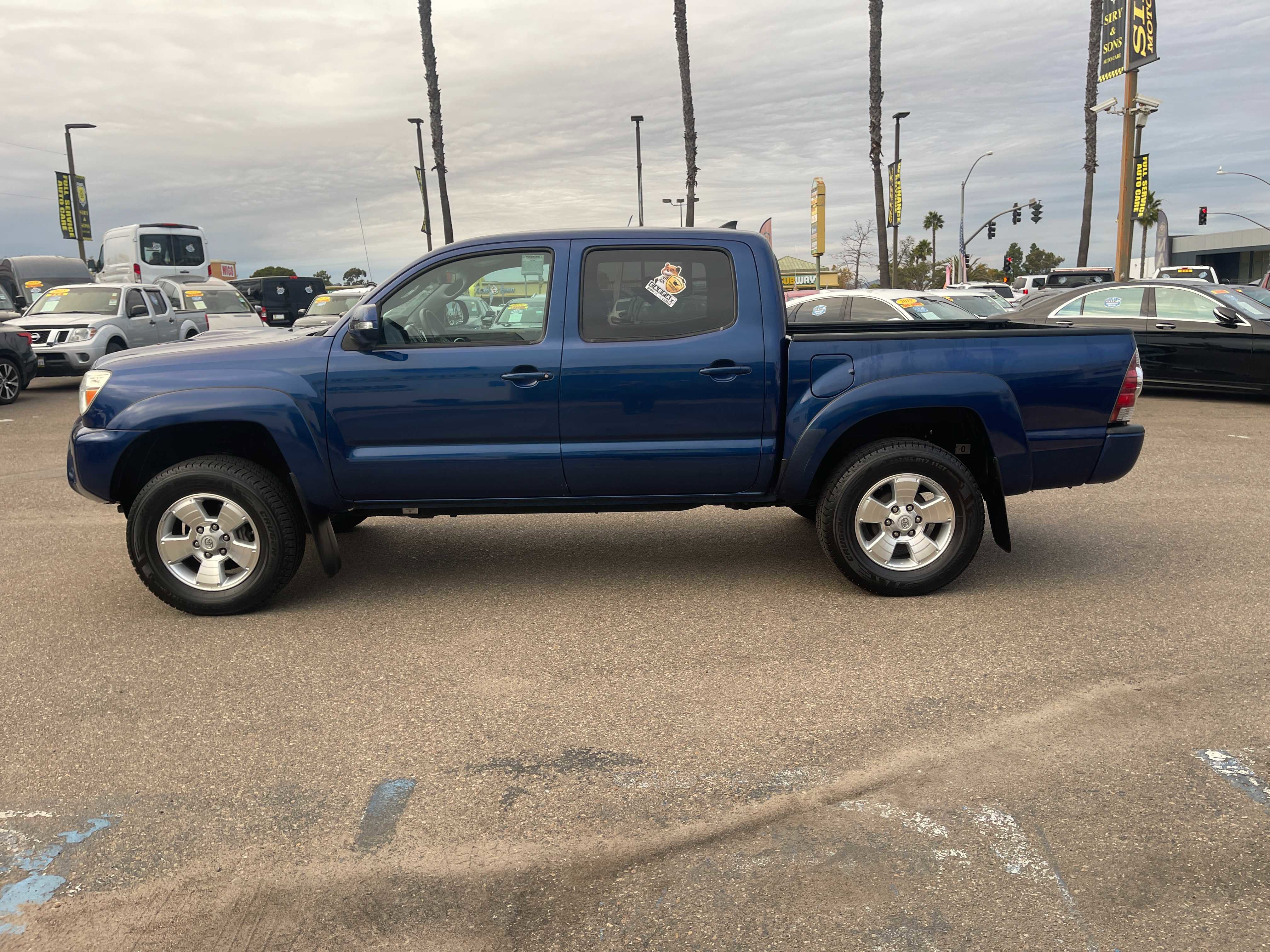 Used 2014 Toyota Tacoma PreRunner w/ TRD Sport Package RWD image 6