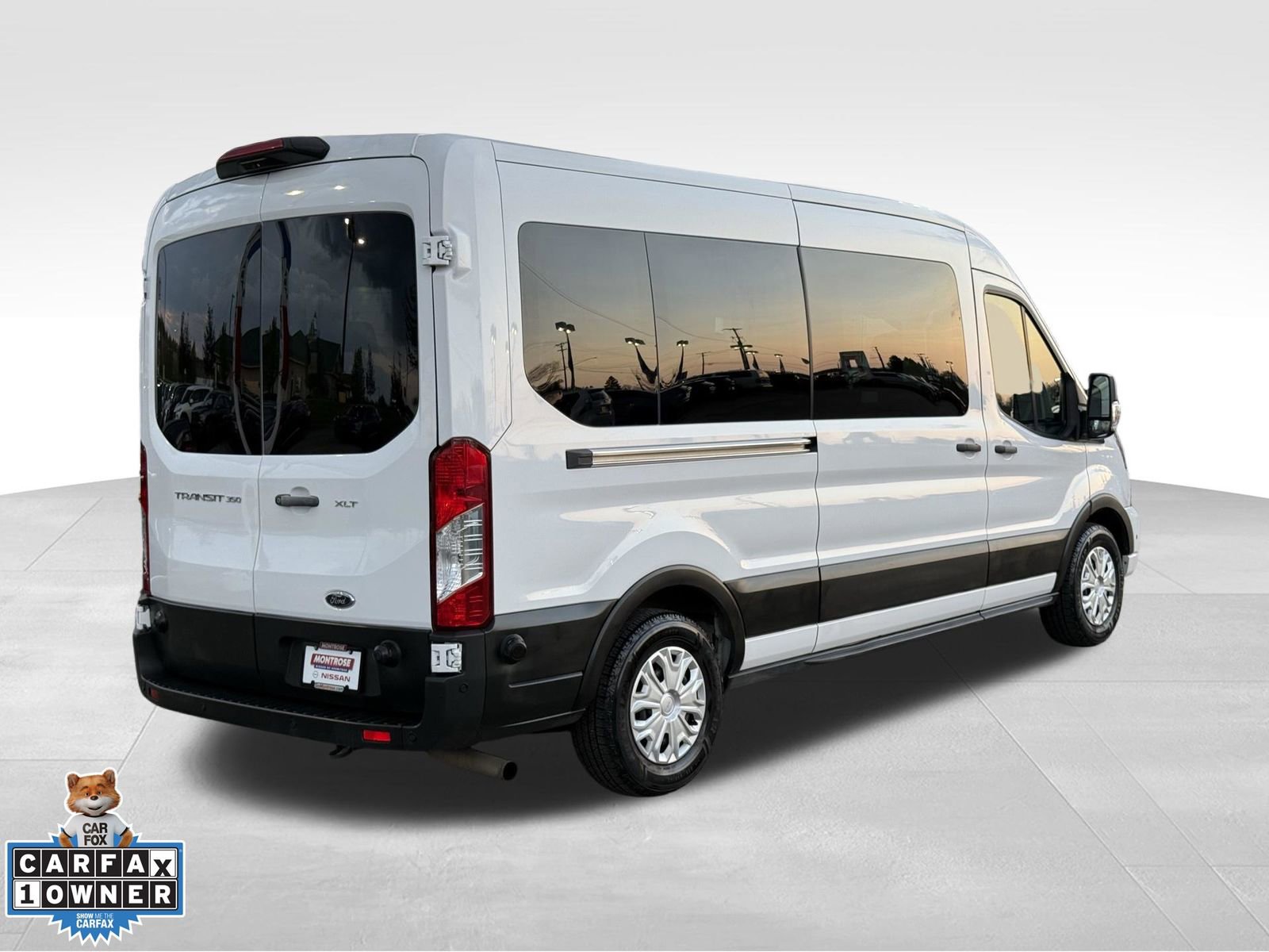 Used 2024 Ford Transit 350 XLT RWD image 5