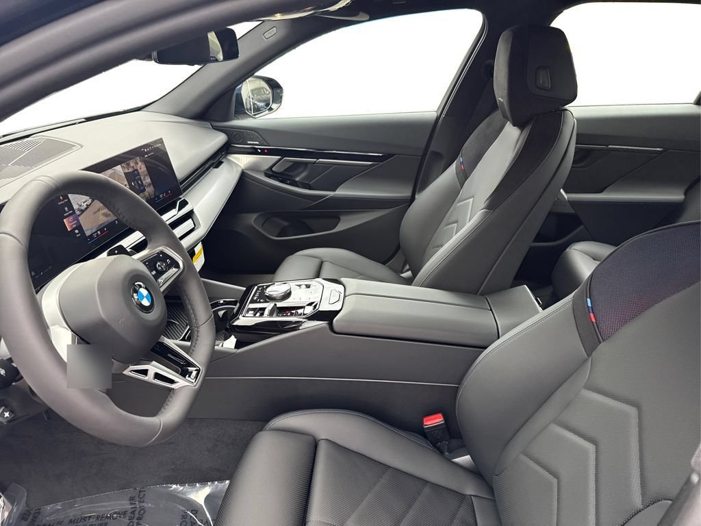 New 2026 BMW 530i w/ M Sport Package RWD image 9