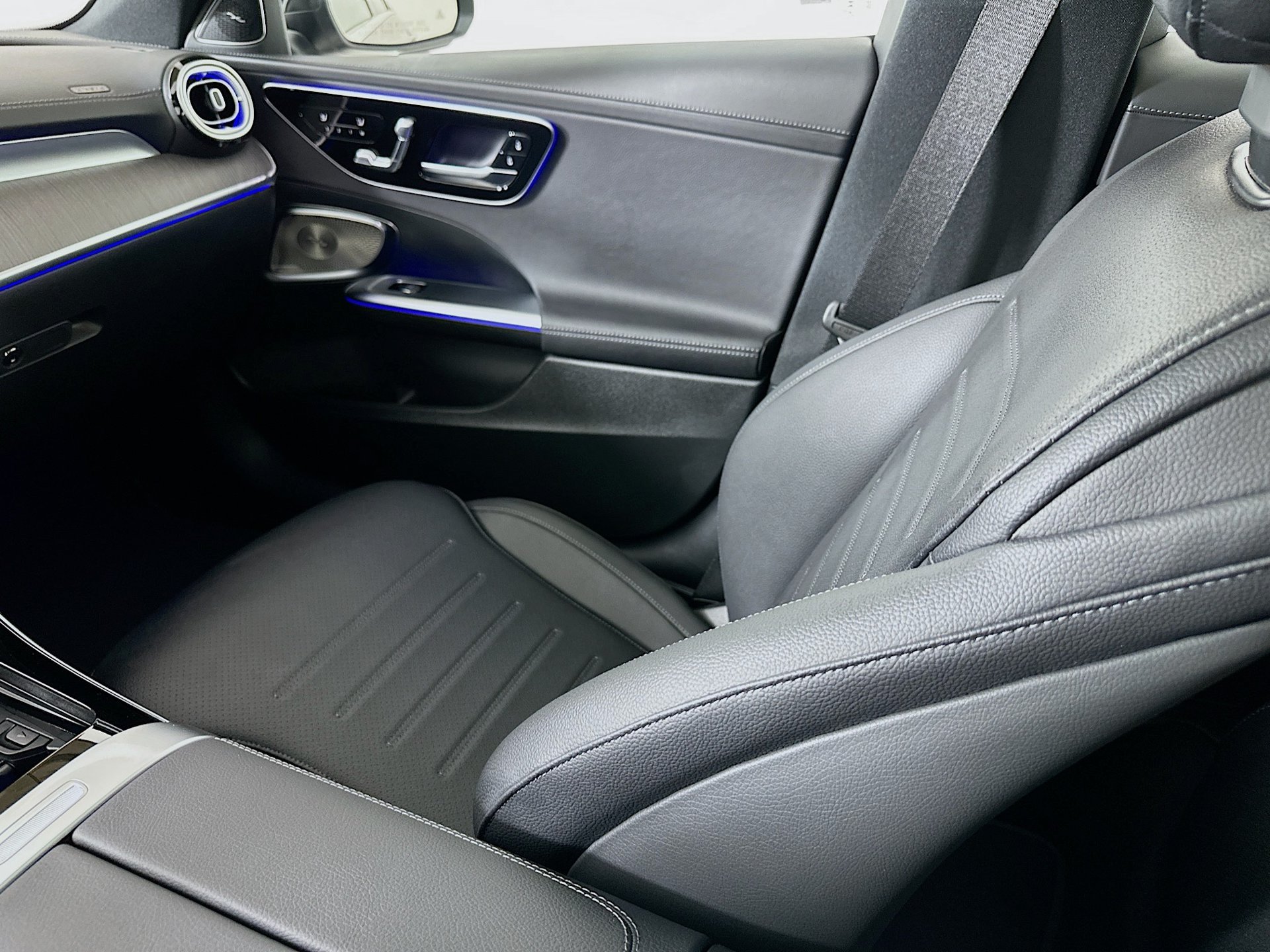 New 2026 Mercedes-Benz C 300 Sedan image 26