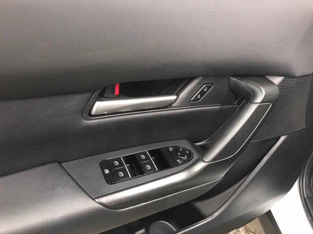 Used 2025 MAZDA CX-50 AWD 2.5 S w/ Preferred Package image 10