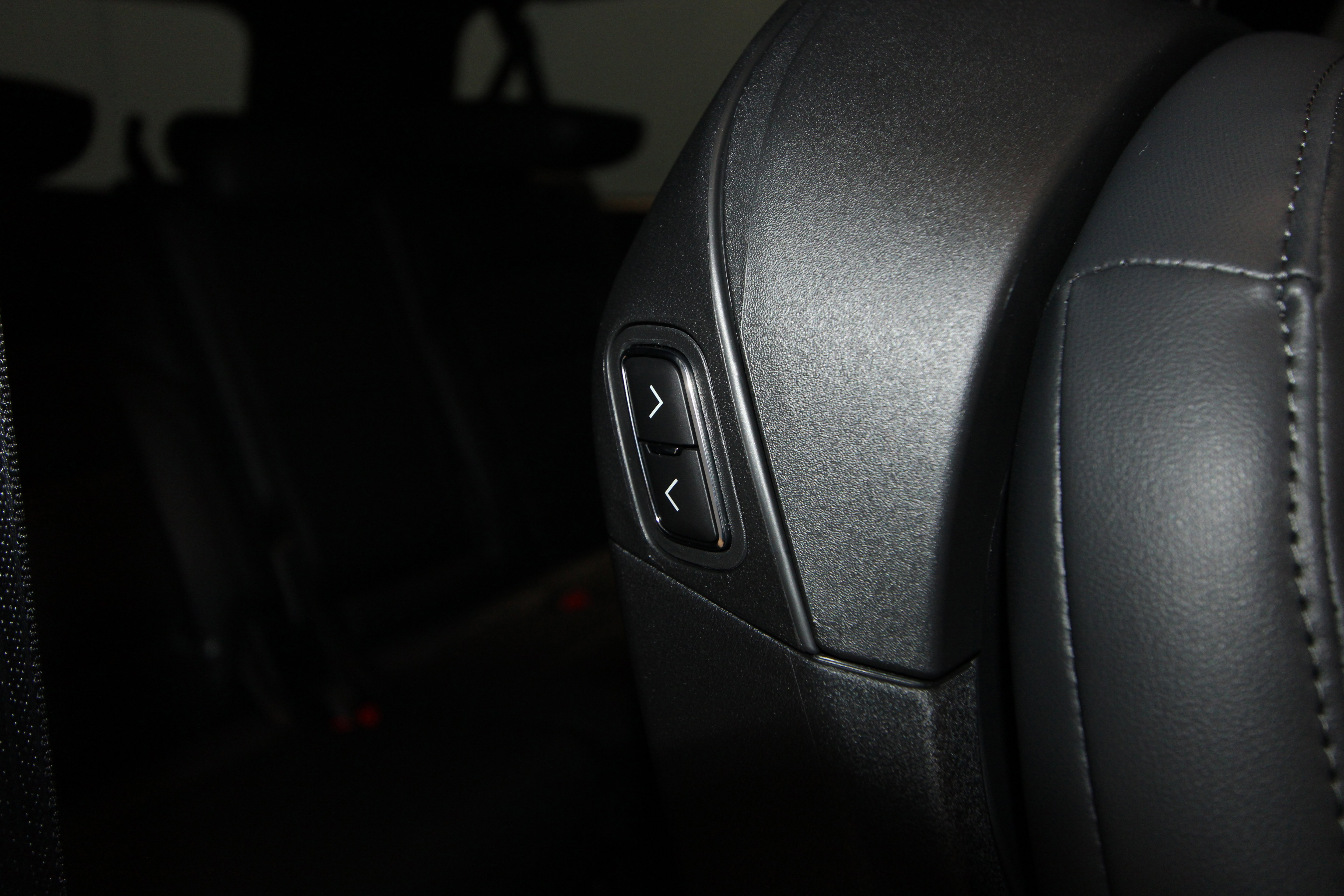 New 2026 Lincoln Navigator L Reserve w/ Jet Appearance Package image 25